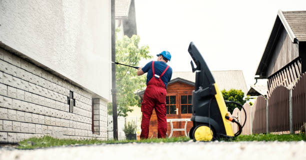 Best Window and Screen Pressure Cleaning in Littleton Common, MA